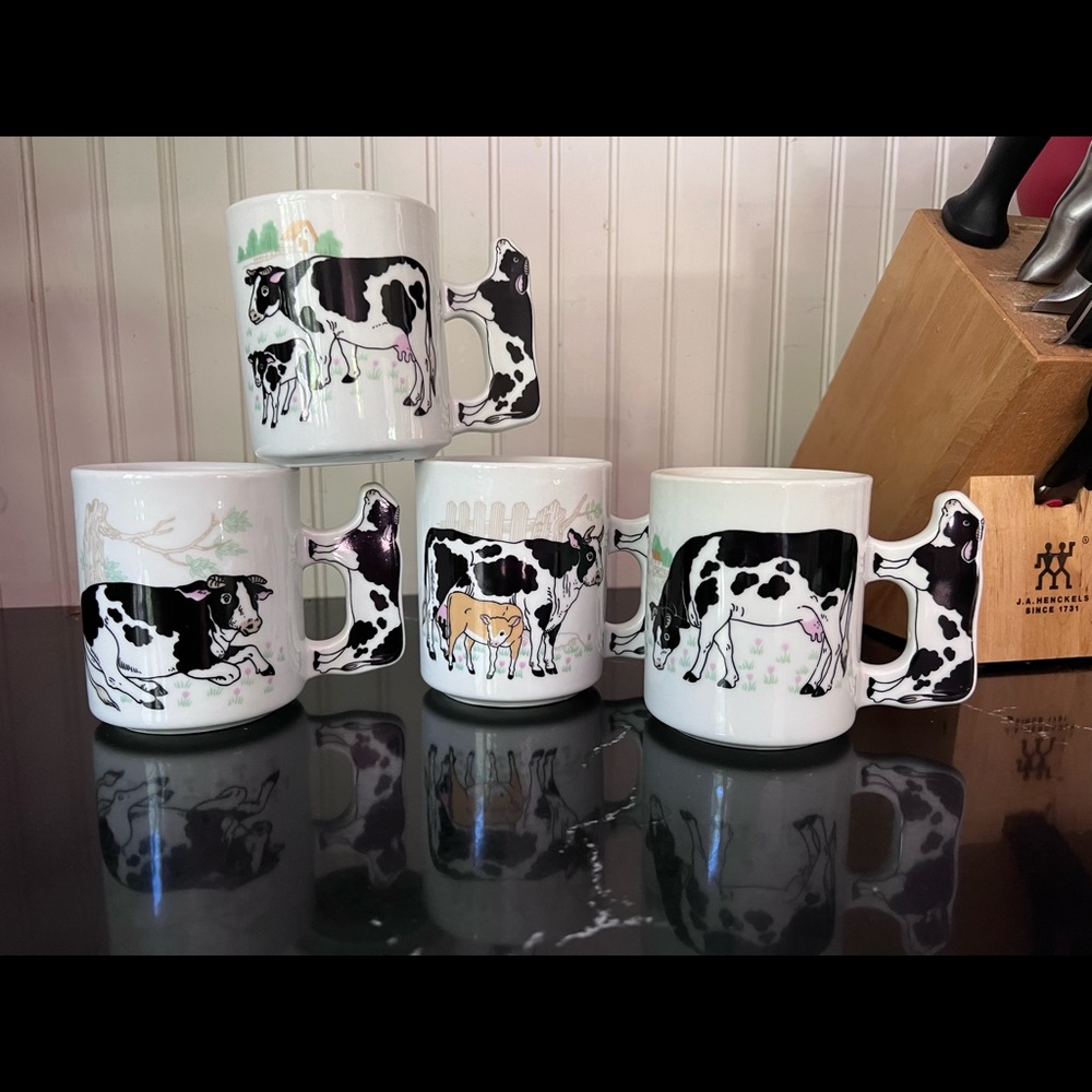 Set of 4  1990's Vintage cow mug with cow handle Holstein Friesian  Sandra Rich